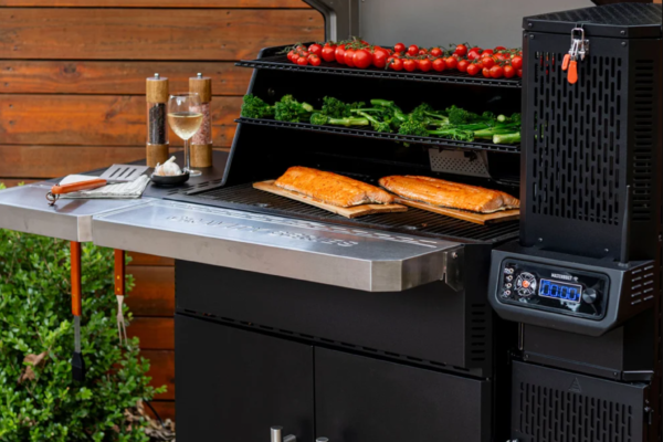 Masterbuilt 1150 Digital Charcoal Grill and Smoker